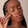 GUAVA ILUMINADOR FACIAL E CORPORAL COM SKINCARE GOLD 15G